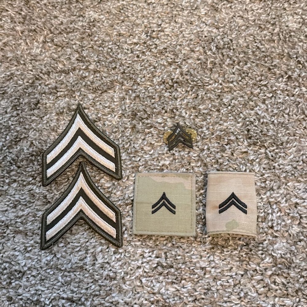 US ARMY/MILITARY Chevrons & patch’s set